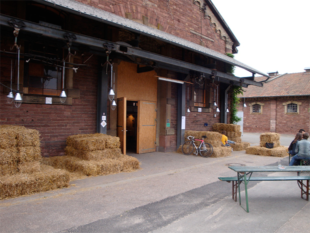 Temporäre Lounge